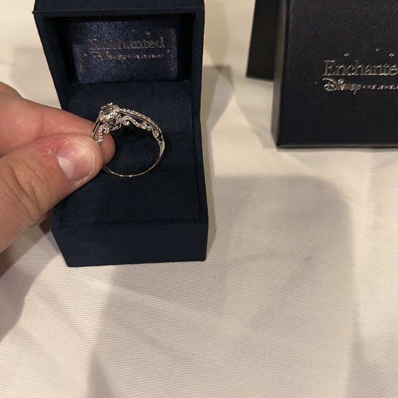 Enchanted Disney aerial engagement ring 1ct - Picture 4 of 6